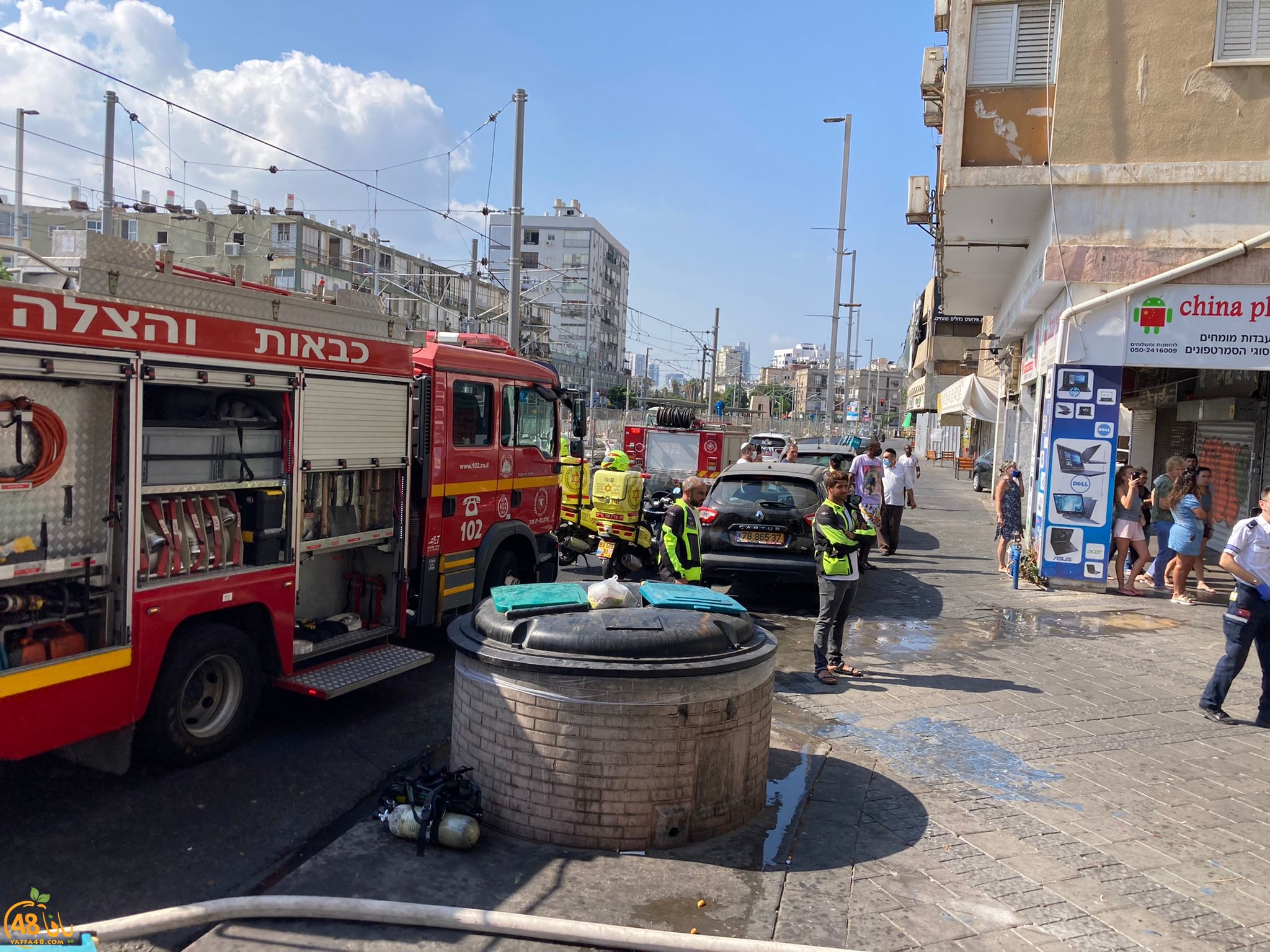 فيديو: حريق داخل شقة سكنية جنوب يافا وطواقم الانقاذ تهرع للمكان 